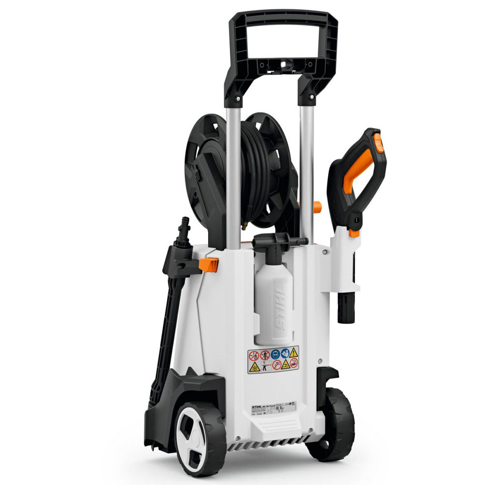 RE 110 PLUS Pressure Washer